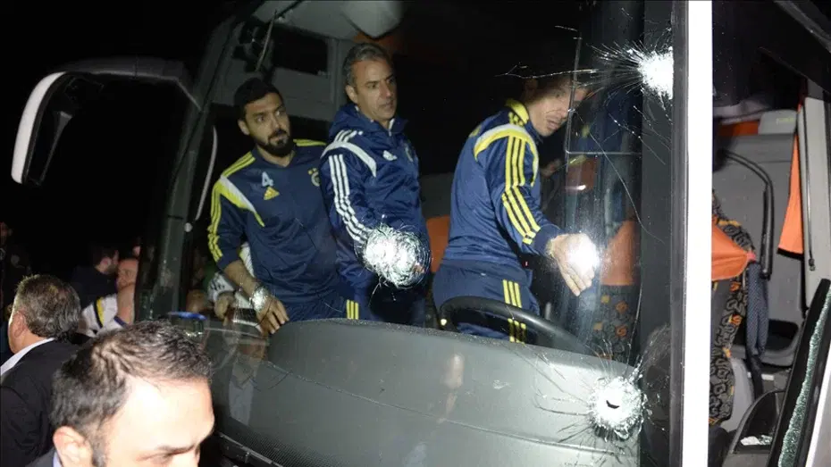 Fenerbahçe otobüsüne