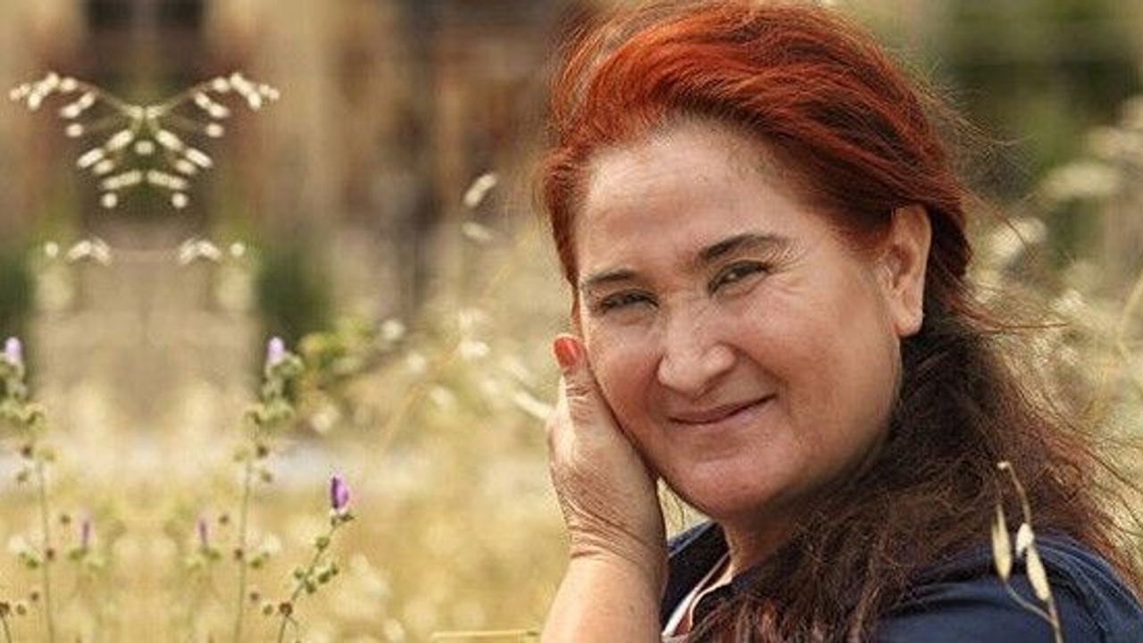 Sabahat Akkiraz'a