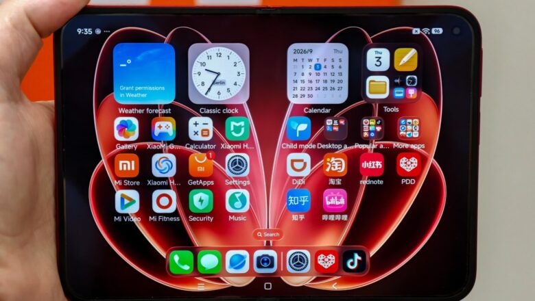 Xiaomi 18 Fold